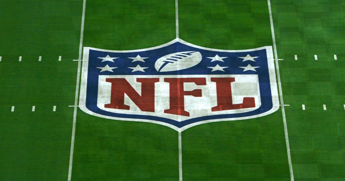 An Actually Good NFL Chain Game (Impossible Quiz By DjTaco1785