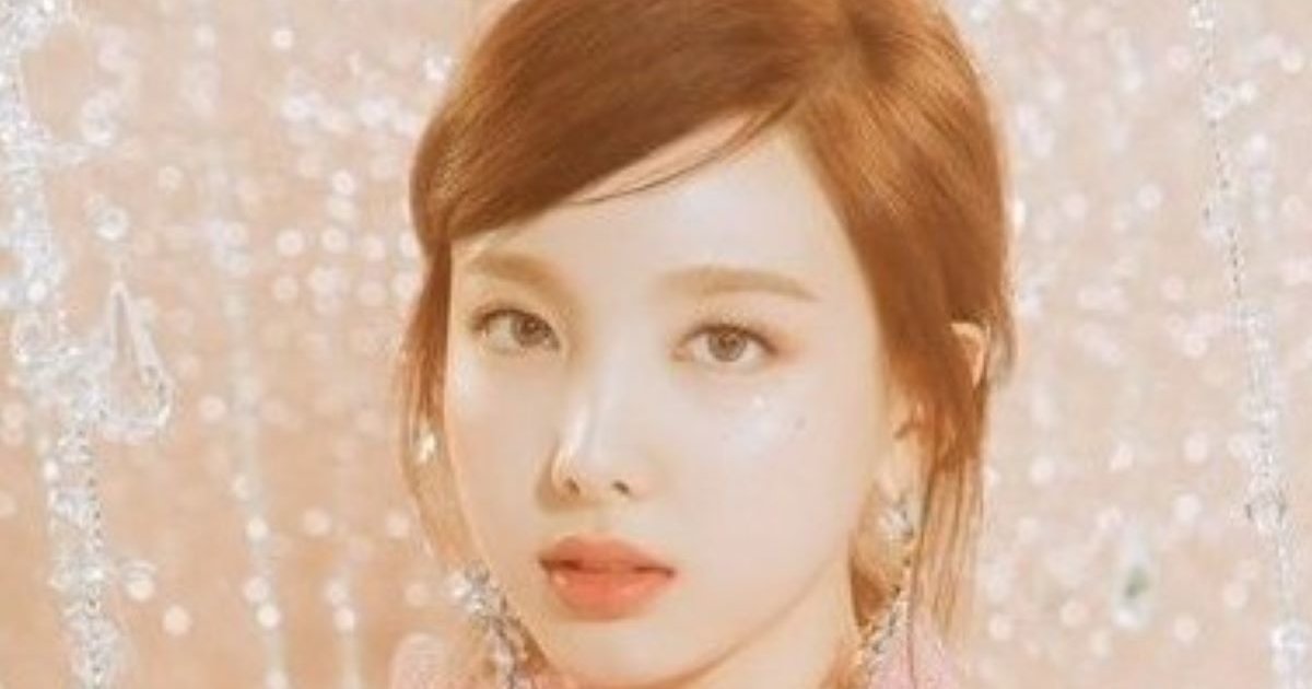 Music & lyrics: great gift idea for a boy! Guess the Twice MV by its release date Quiz - By stulips