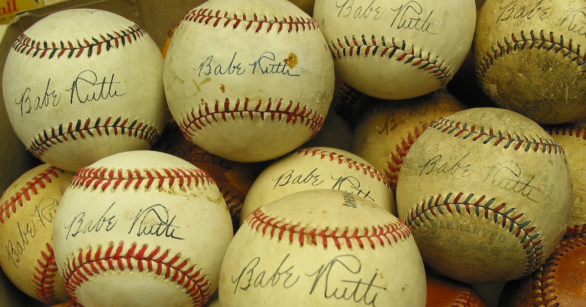 mlb baseball maker