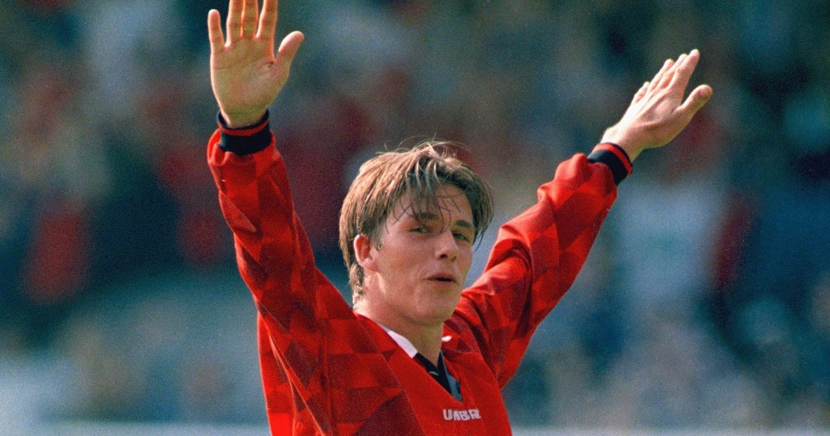 Top 8 Longrange Goals In The PL History Quiz By urfrensiva