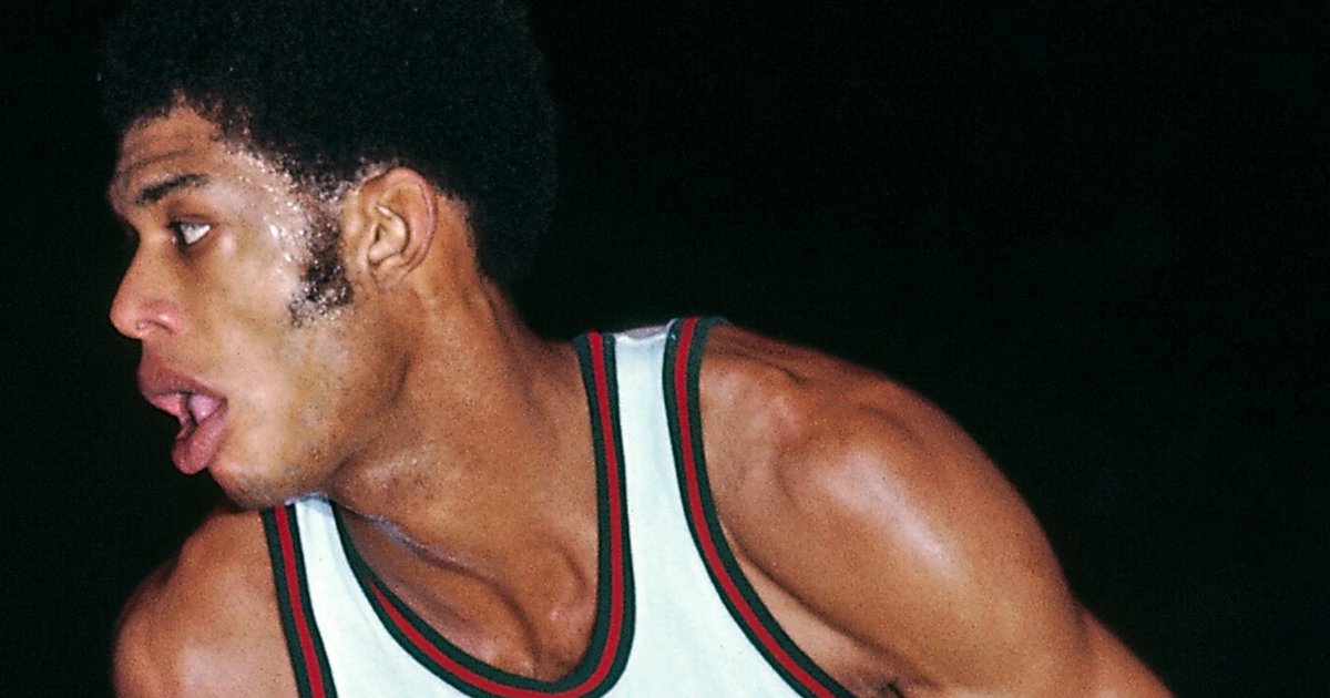 Top 25 Bucks players of all time Quiz - By loganasp