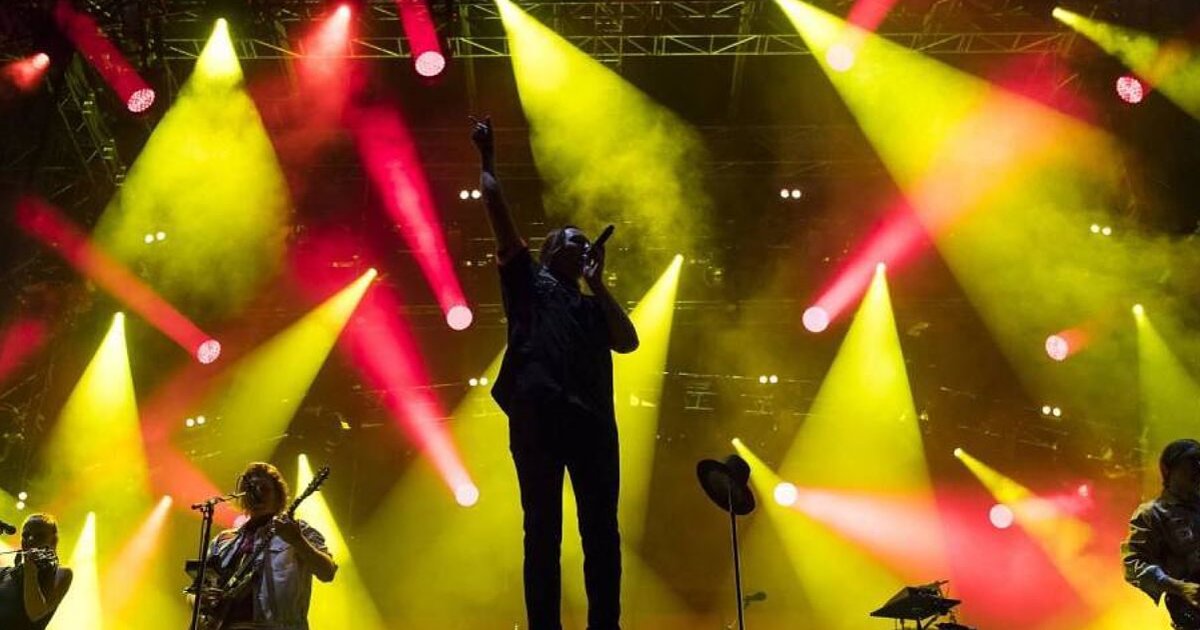 BILLBOARD ADULT ALTERNATIVE AIRPLAY CHART TOP ARTIST Quiz By mmendes68