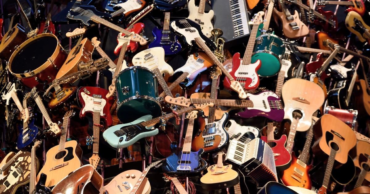 Multiple Innstrument Artists Who Play Multiple Instruments Quiz