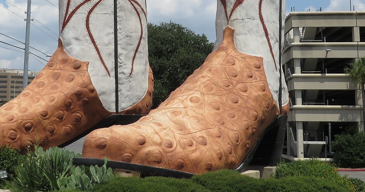 U.S. State Flags with Feet, Shoes, Toes, Paws or Talons Map Quiz By