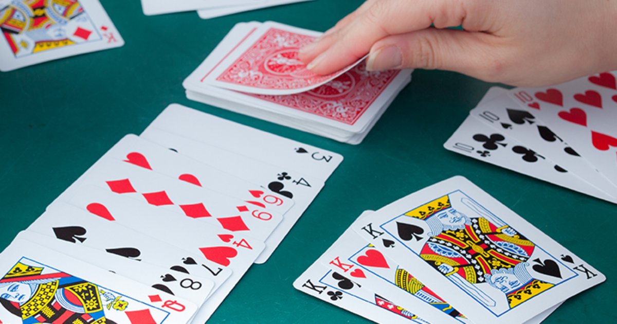 How Do You Play The Card Game Spades