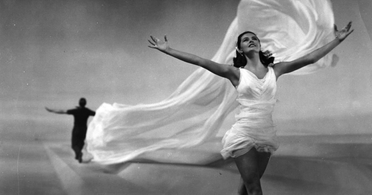 Famous People Born On March 8th Quiz - By mucciniale