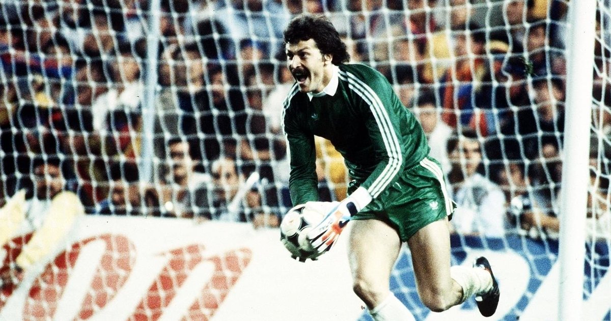 15 Great Romanian Football Players Quiz - By cayzel