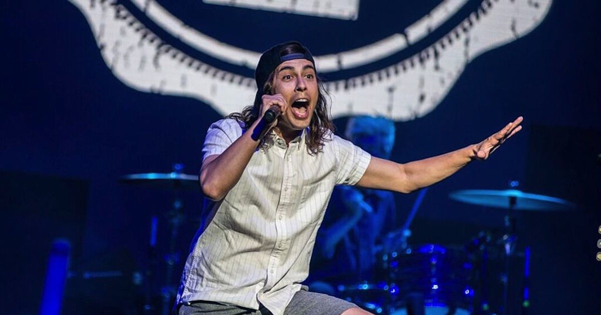 Swearing In Pierce The Veil Songs Quiz By gayragequit