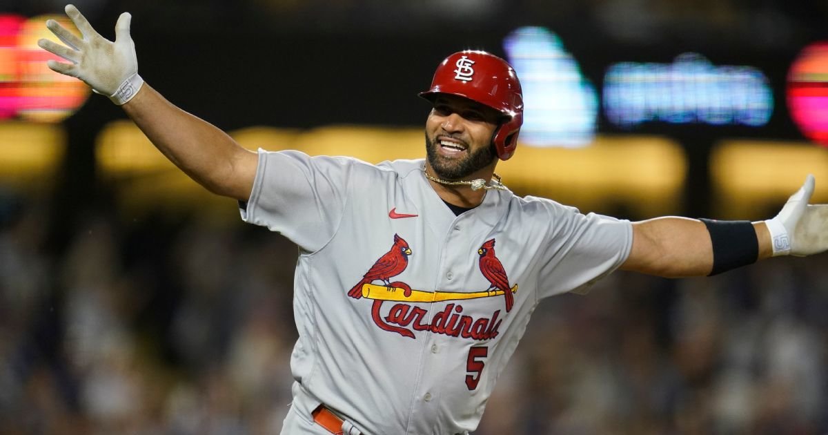 Order Up: Iconic MLB Moments by Decade Quiz