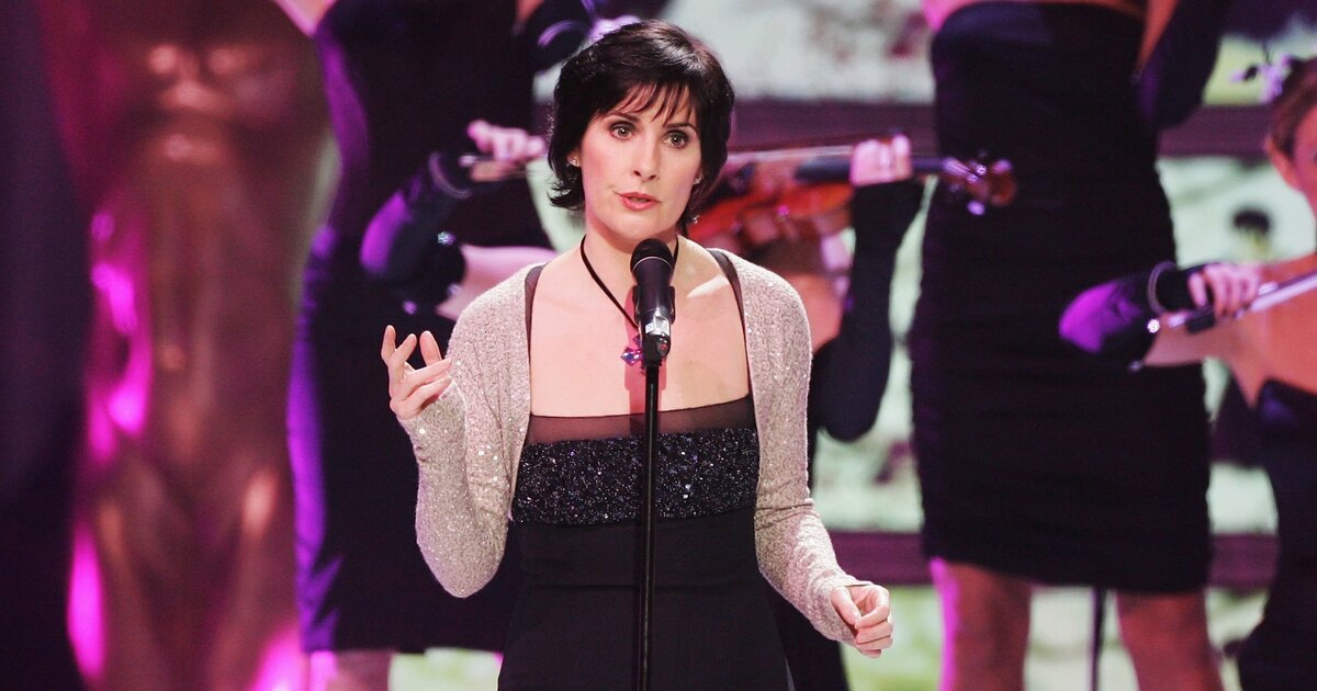 Mononymous Female Singers Spelled With Flags Quiz - By frizzle99