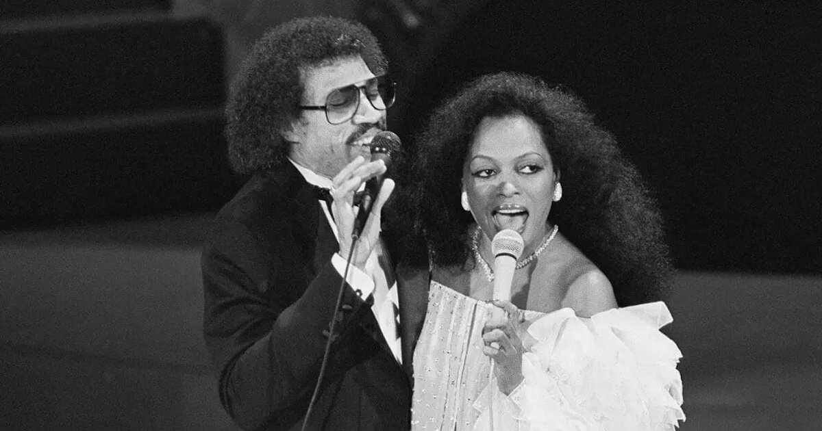 Wiki Cloze - Singers Quiz - By elroy