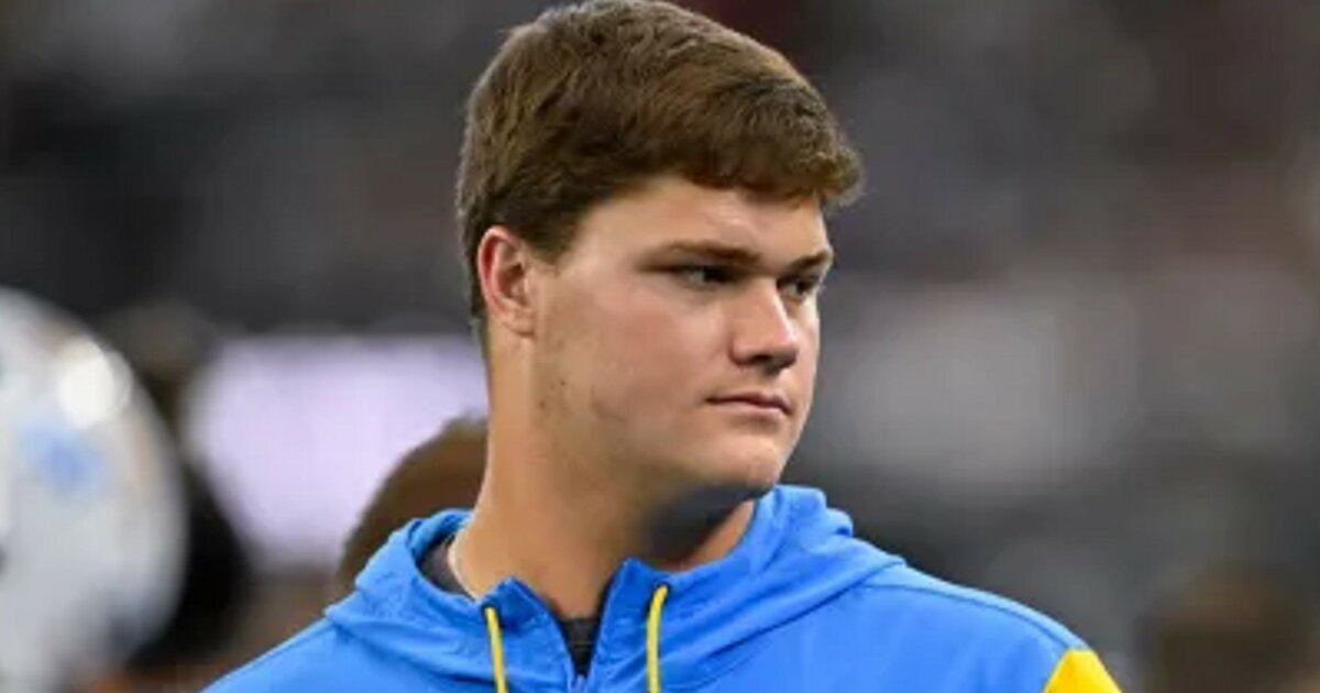 Fourteen NFL Standouts by Team: Offensive Tackles Quiz - By Tasi