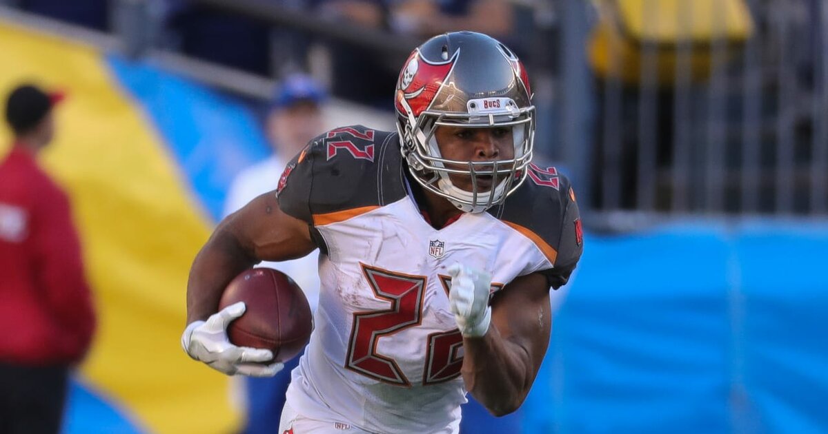 Rookie RBs with 1,500+ Rushing Yards Quiz - By reagankaine