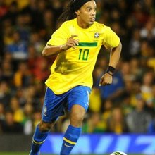 Click the Clubs of Ronaldinho