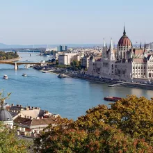 Don't Click a Border of Hungary